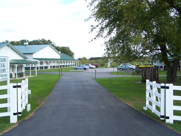 The entrance to Carlos Creek in the early days of the establishment.
